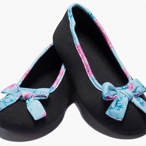 NWT Women's House Slippers